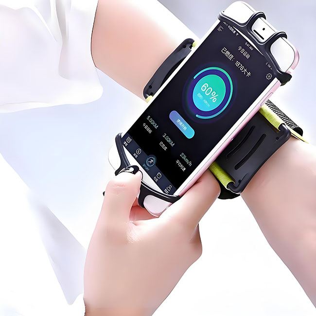 Hang a phone holder on your wrist during running and cycling to conveniently record every moment